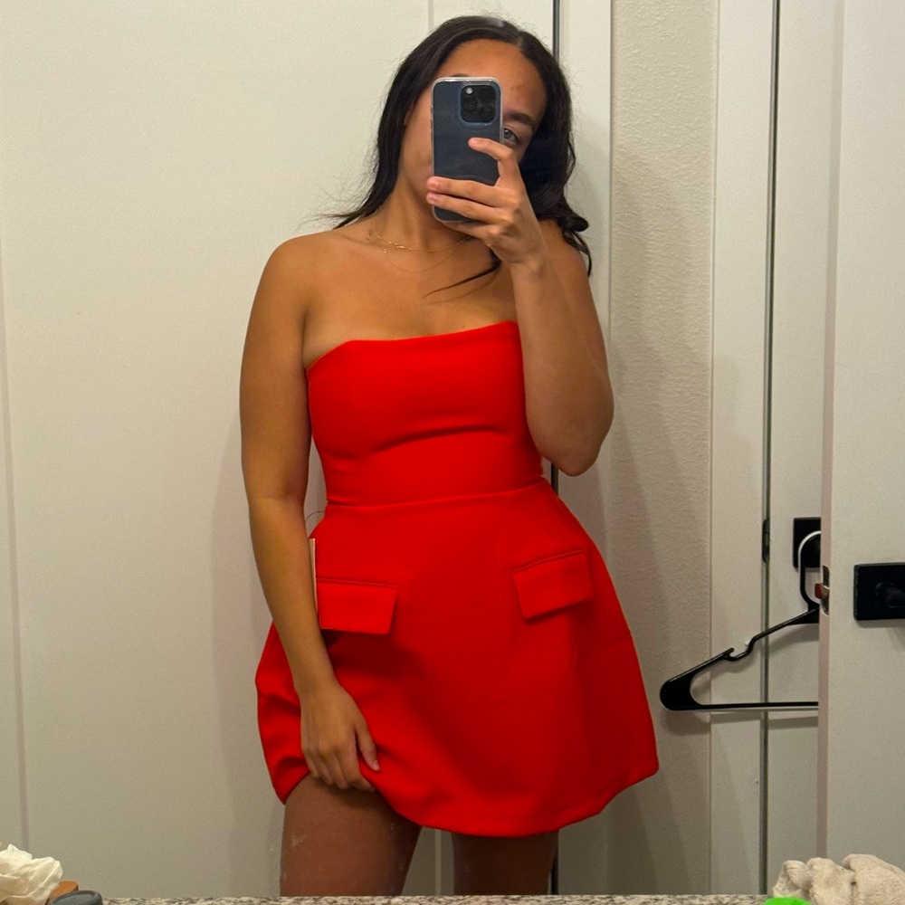 ODD MUSE Strapless Red Dress